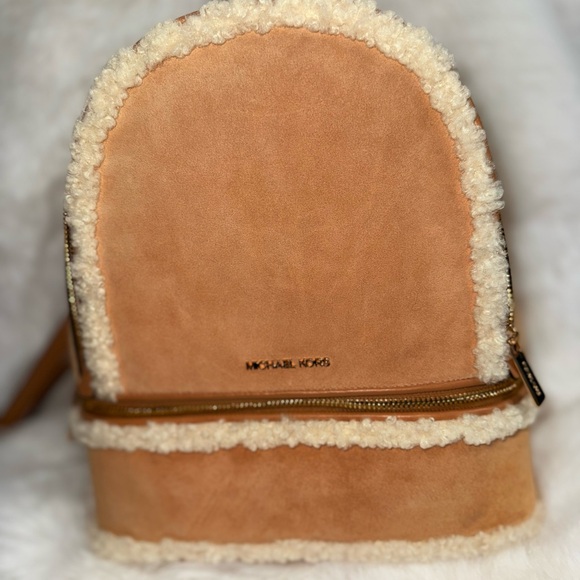 Michael Kors Camel Shearling Backpack New in Packaging - Picture 7 of 12